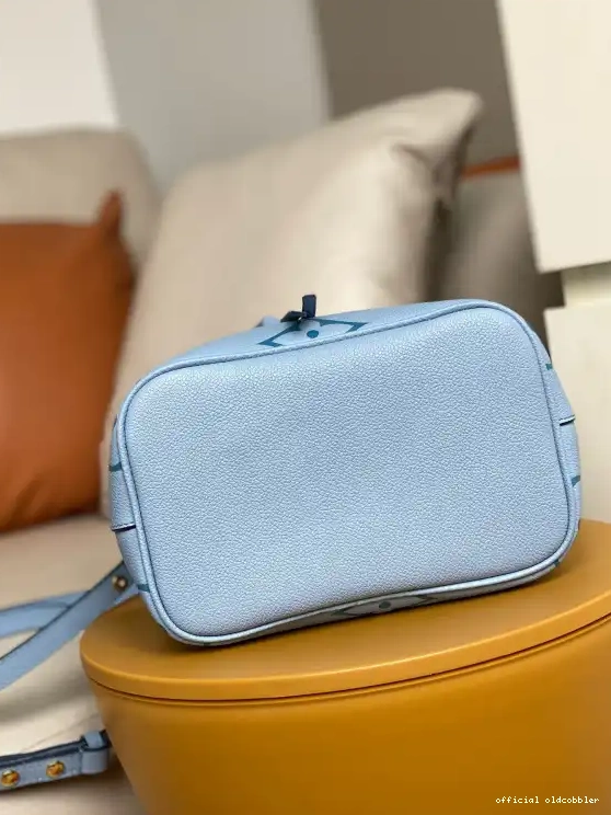 Official oldcobbler VUITTON NÉONOÉ LOUIS BB 0626